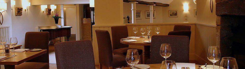 Number Four At Stow Hotel Buitenkant foto